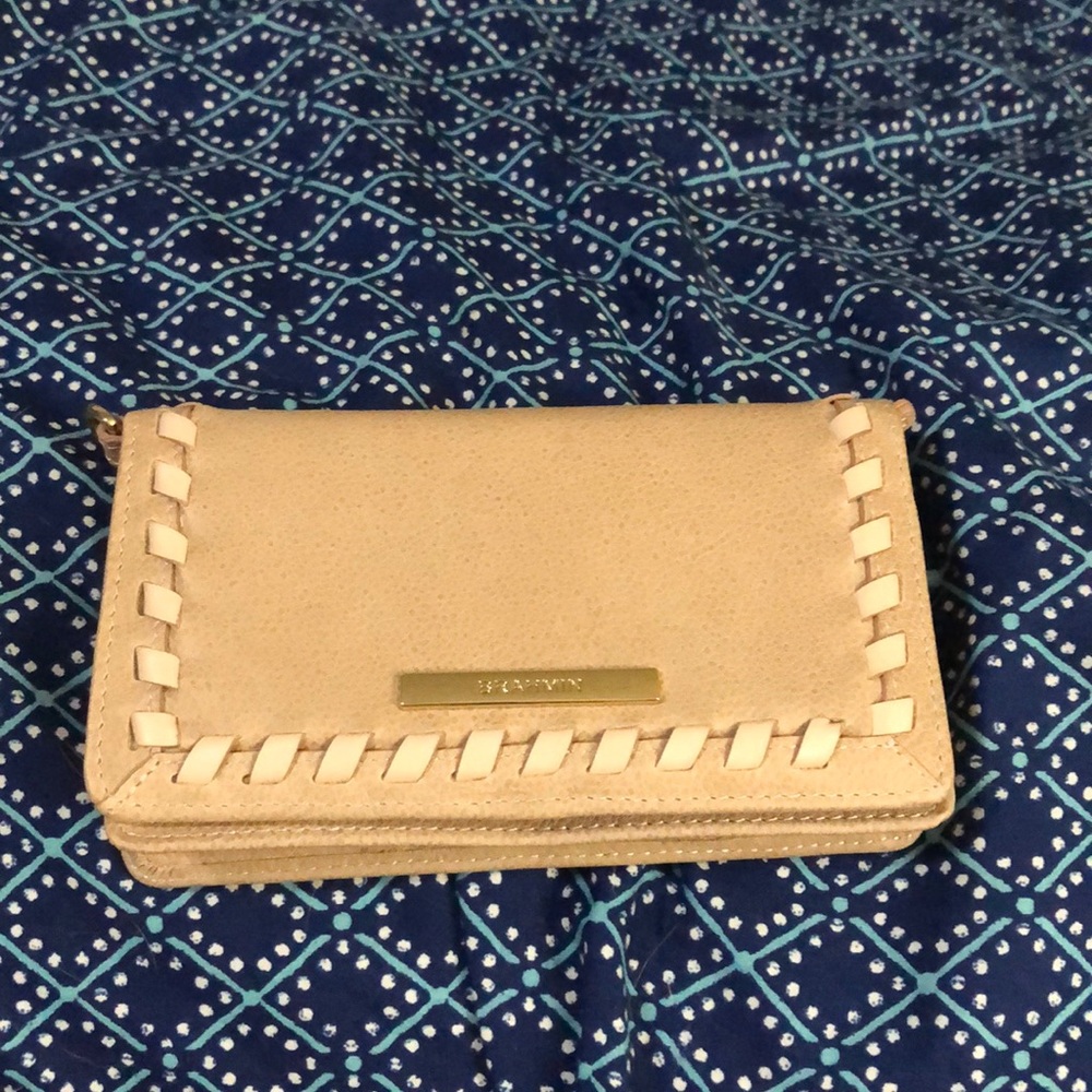 Wristlet